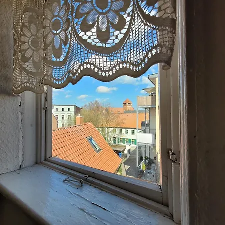 Apartment Altstadthaus Külpstraße 11 *
